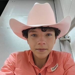 Meet your Posher, Andrew